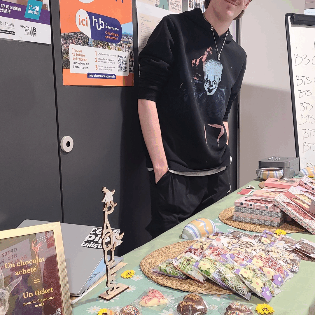 Stand aménagé par le BDE de l'école en alternance de Nice pour célébrer le Pâques