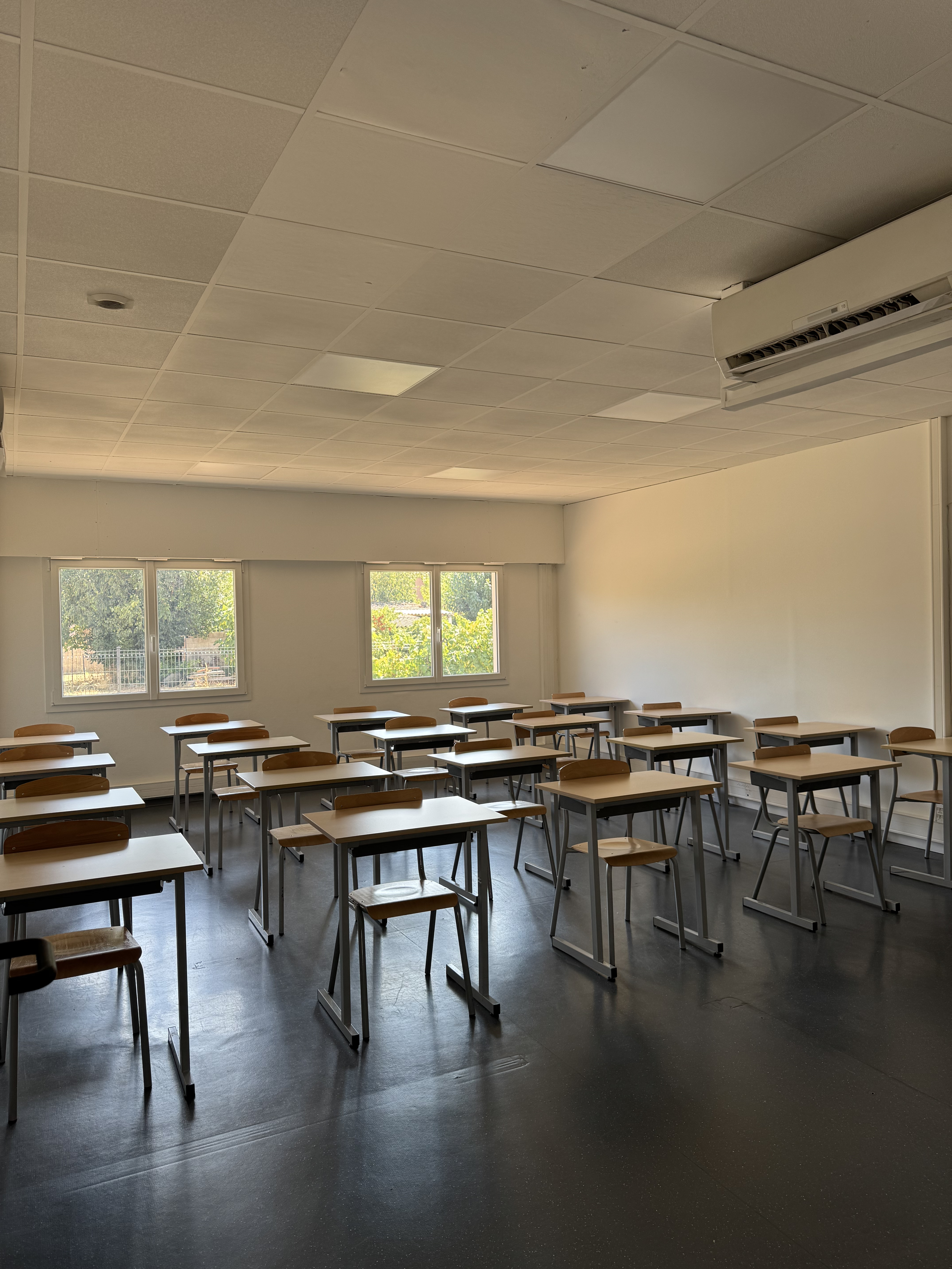 Salle de cours modulable — ISIM