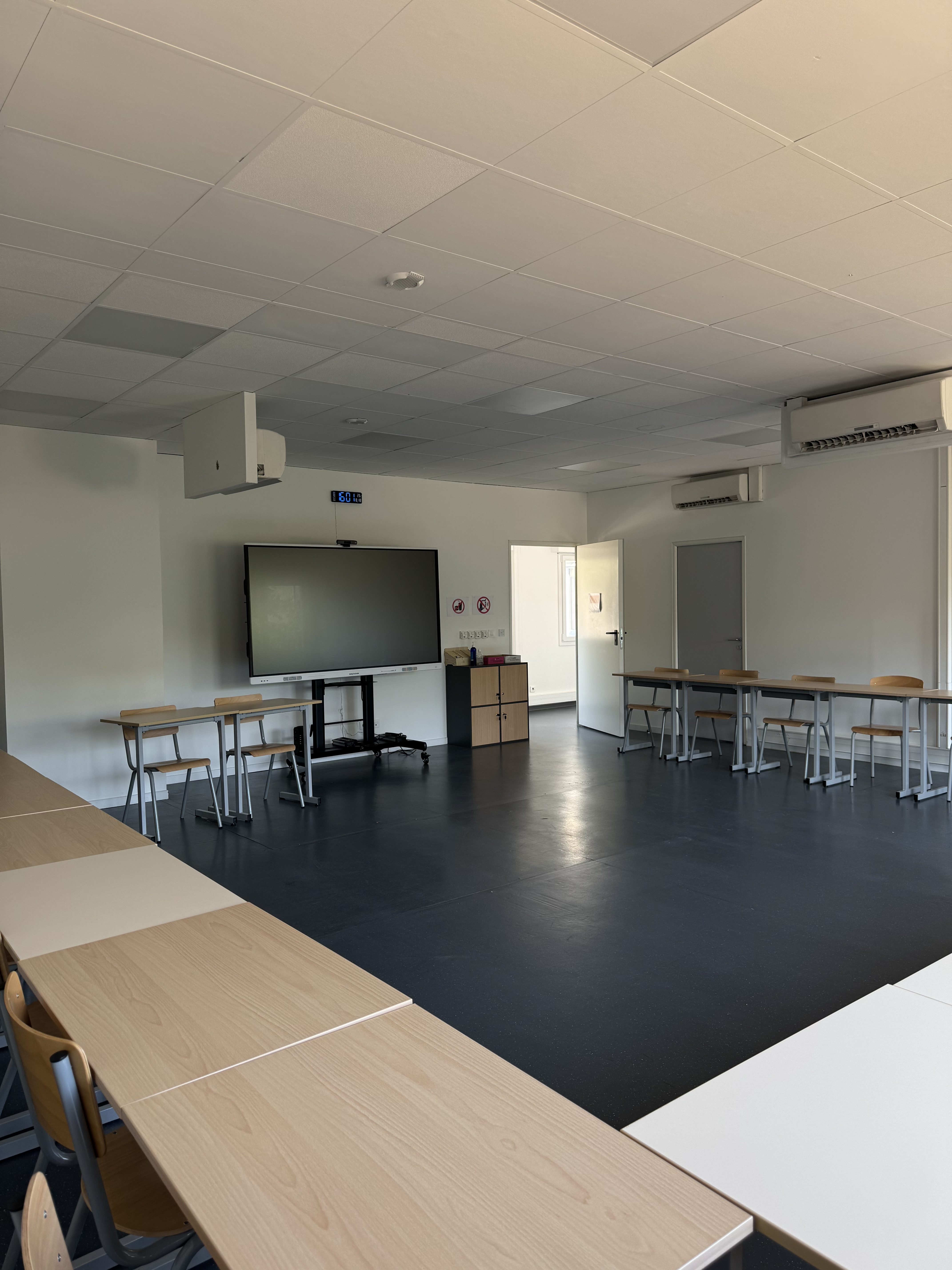 Salle de cours — campus ISIM Toulon